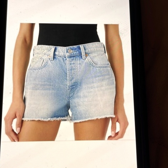 7 For All ManKind Patched Monroe shorts - Picture 8 of 11